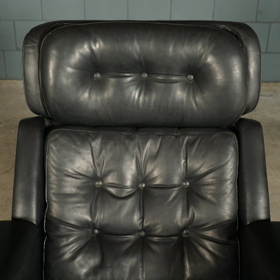 Image 1 of Poltrona girevole vintage in pelle nera, anni '70