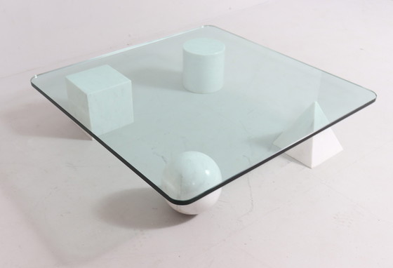 Image 1 of  Couchtisch/Coffee Table Aus Carrara Marmor Von Massimo Und Lella Vignelli Für Casigliani, Modell: 'Metafora', Italien, 1980Er 