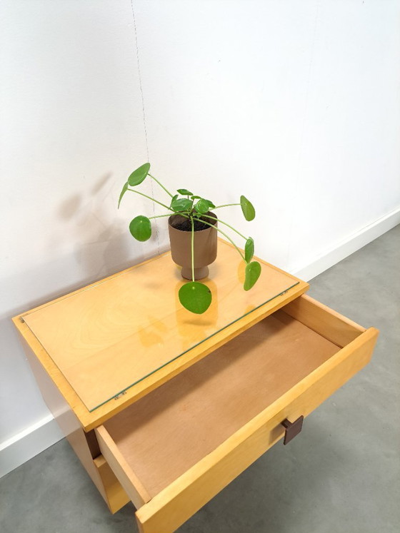 Image 1 of Set nachtkastjes met lade en vierkante grepen