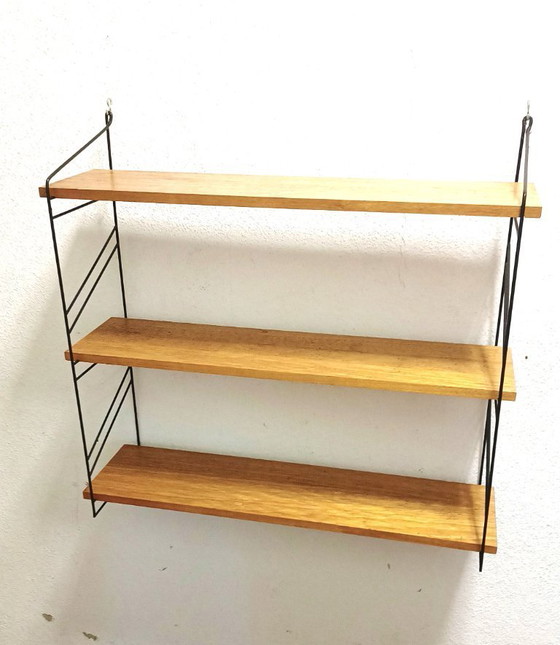 Image 1 of Vijftiger jaren wandrek met drie schappen 