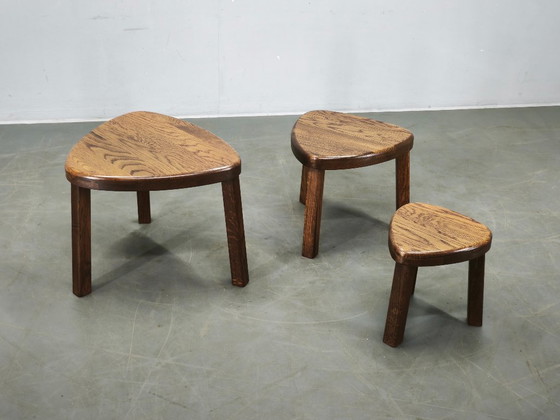 1960s Czechoslovak Mid-Century Solid Oak Nesting Tables, Set of Three – Side tables, Wood (photo 7 of 10)