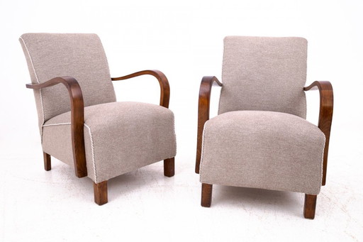 A pair of Art Deco armchairs designed by J. Halabala from the 1930s, Czechoslovakia.