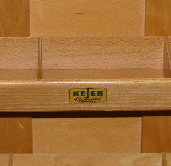 Image 1 of 50er Jahre Nähkasten Kefer Kleinmöbel München Aufbewahrung auf Rollen Nähkorb Nähwagen sixties mid century retro vintage