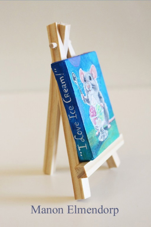 Hand-painted Small Painting Mouse with Ice Cream 7x5 cm