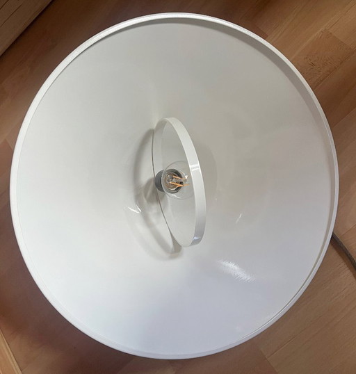 Lámpara colgante de metal