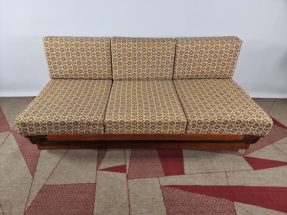 Image 1 of Art Deco Sofa By Jindřich Halabala, 1940S