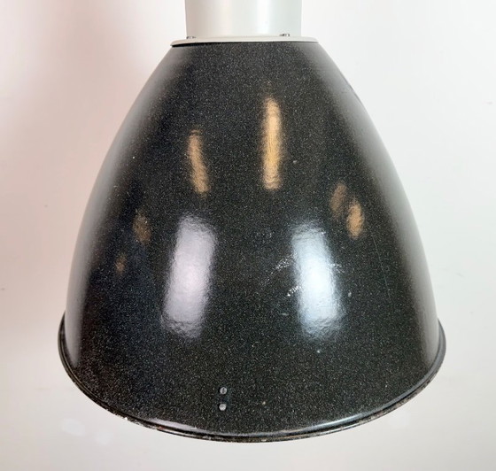 Image 1 of Große industrielle Emaille-Fabrik-Hängeleuchte von Elektrosvit, 1960er Jahre