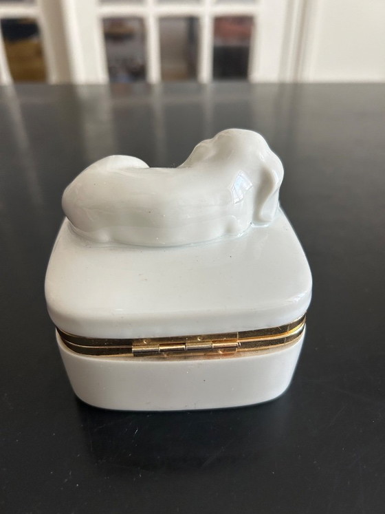 Porseleinen doos "Hond" – Decoratieve objecten, Ceramic (photo 4 of 7)