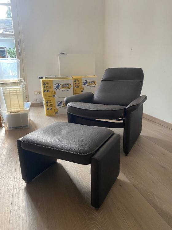 Image 1 of De Sede DS-50 Sessel + Hocker – verstellbare Rückenlehne – Nackenstütze aus Leder