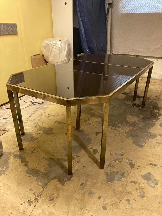 Image 1 of Table de salon en laiton massif et opaline noire. 1970