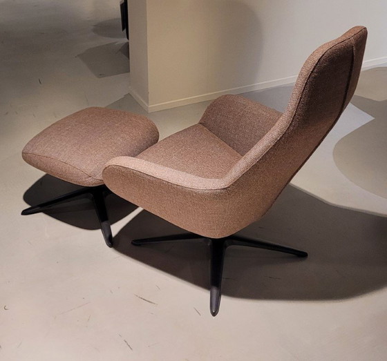 Image 1 of Pode Spot Two fauteuil met poef