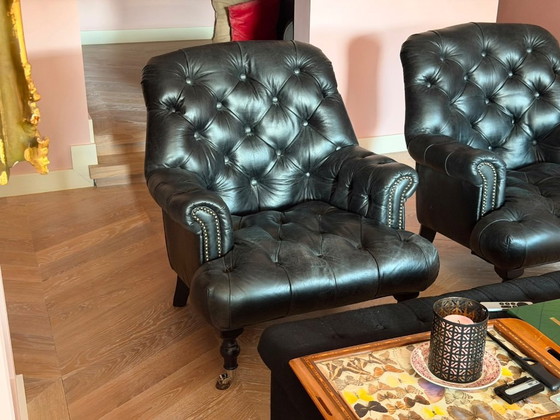 Twee Identieke Zwarte Leren Chesterfield Fauteuils – Leather, Wood (photo 3 of 5)