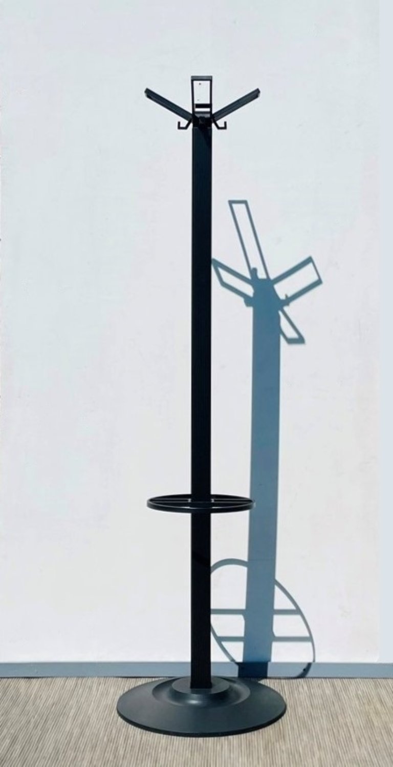Kartell Coat Rack by Michele De Lucchi & Tadao Takaichi. Vintage