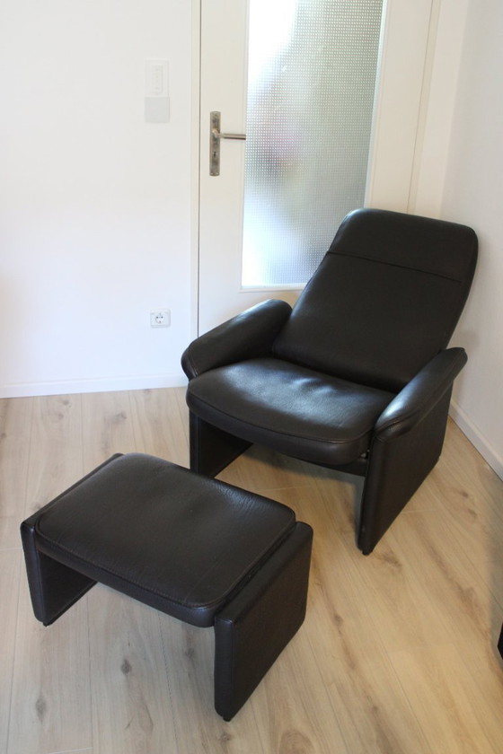 Image 1 of De Sede DS-55 fauteuil met bijpassende voetenbank