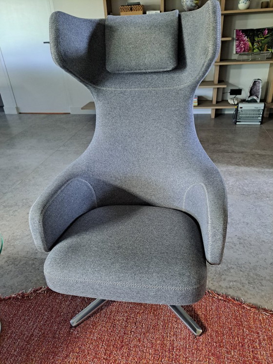 Image 1 of 2x Vitra Sessel - 1x Repos & 1x Repos Grande & 2 Ottemans