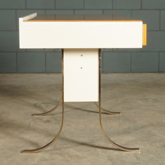 Bureau design vintage avec pieds traîneaux chromés – années 1970 – Bureaux, Metal, Wood (photo 13 of 24)