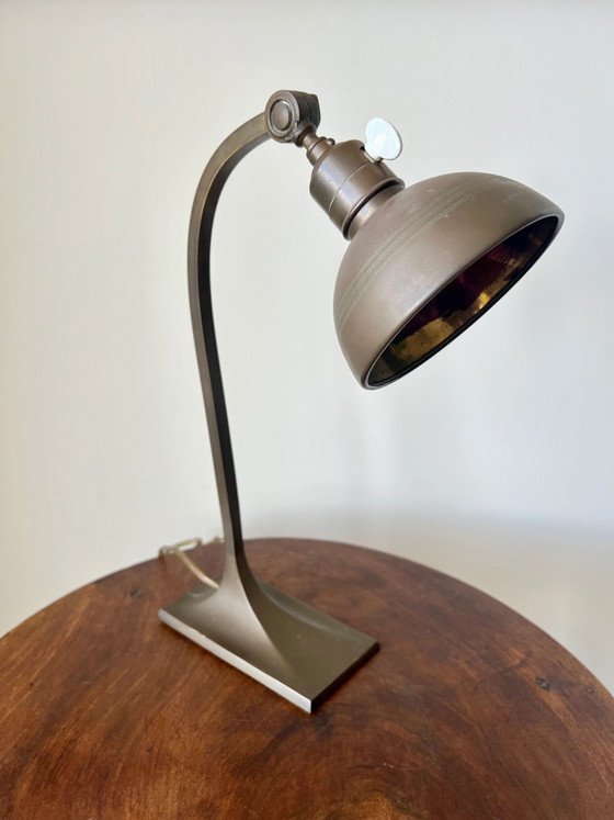 Art Deco brass table lamp. France, early 20th Century – Lighting, Porcelain (photo 2 of 12)
