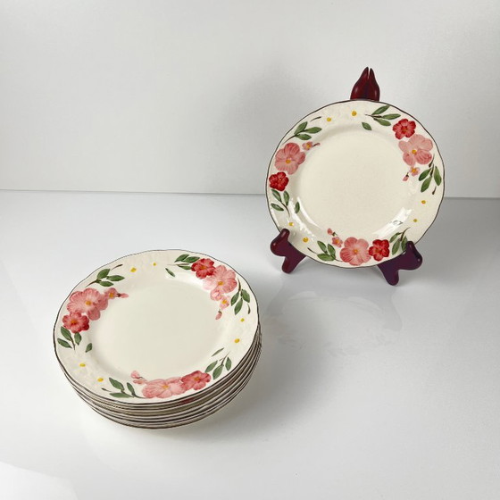 Image 1 of Set di 8 piatti da dessert Cameo Florals Malaysia porcellana 1970-90