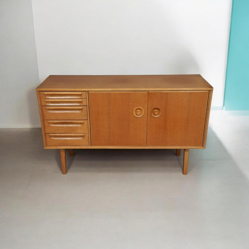 Zeldzaam Dressoir door mart stam (goed wonen) 