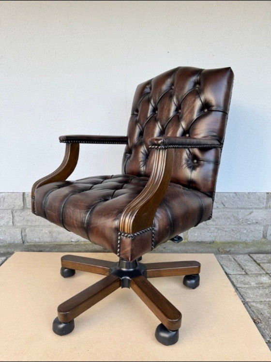 Image 1 of Eichholtz - Gainsborough Chesterfield - Sedia da ufficio - Gainsborough - Pelle di vitello - Chesterfield fatta a mano