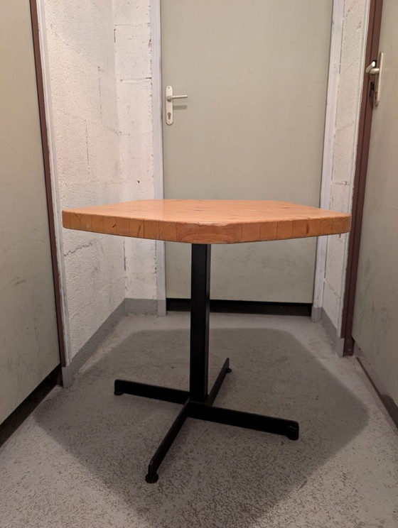 Vijfhoekige tafel van de Arcs, Charlotte Perriand circa 1973 – Charlotte PERRIAND, les Arcs, Bijzettafels (photo 4 of 5)