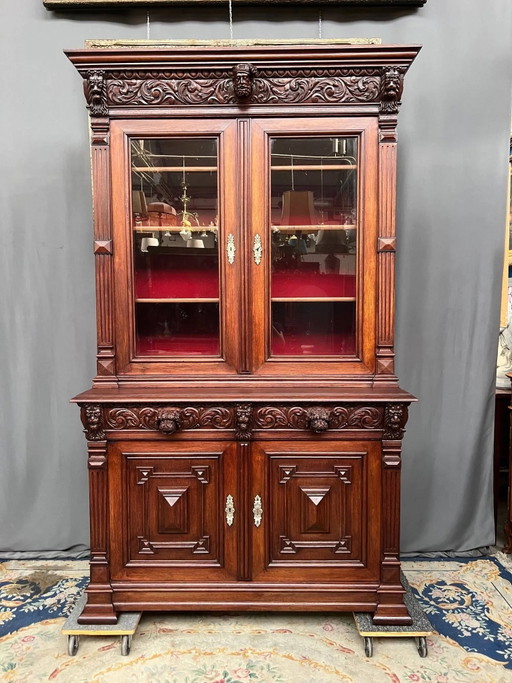 Library and buffet in antique Renaissance style. Beautiful sculptures. Solid oak. France. 19th century. (photo 2 of 11)