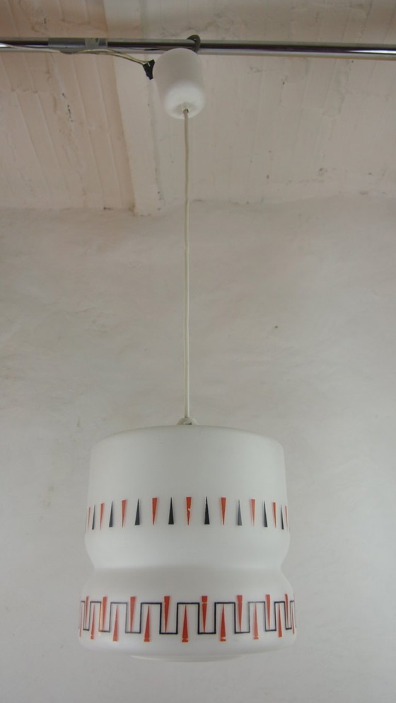 Image 1 of Lampada a sospensione vintage in opalino, lampada da soffitto moderna di metà secolo, francese, anni '60, Lunel