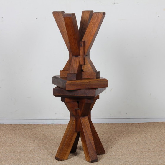 Image 1 of Een paar massief eikenhouten krukken, Frans vakmanschap, 1960