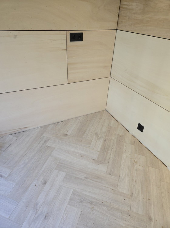 New Herringbone Flooring (~6m²) + Isotac Underlay & Wolfcraft Cutter 🏠✂️ – Manor, Maintenance Products, Wood (photo 4 of 8)