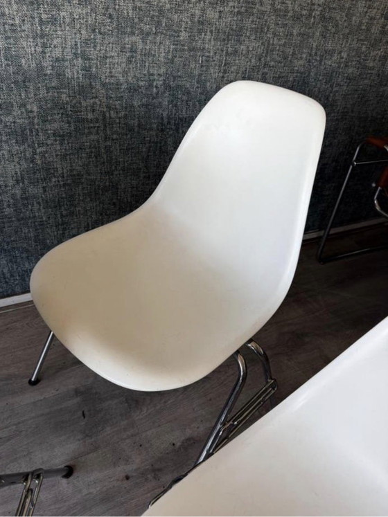Image 1 of 6x Vitra Eames Plastic Side Chairs RE DSS, entworfen von Charles & Ray Eames für Vitra