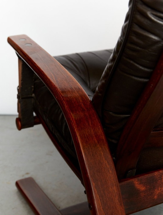 Image 1 of Poltrona vintage scandinava con pouf di Arnt Lande per Westnofa, anni '70