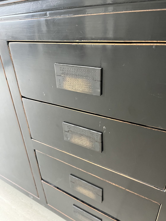 Image 1 of Chinesischer Kleiderschrank Antik