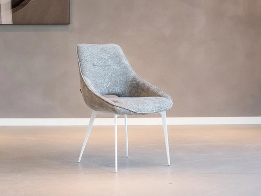 Bjorn VII – RT Design, eetkamerstoelen, Metal
