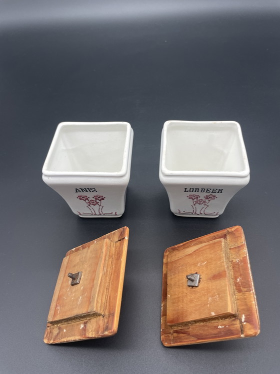 Par de especieros antiguos Villeroy & Boch Wallerfangen circa 1874-1909 – Objetos decorativos, Ceramic, Wood (photo 7 of 9)