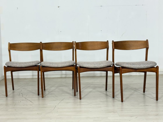 Image 1 of 4x Chaises de salle à manger en teck par Erik Buch pour OD Møbler, Modèle 49 Vintage