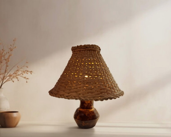 Image 1 of Keramiklampe aus der Mitte des 20. Jahrhunderts mit Weidenkorbkappe