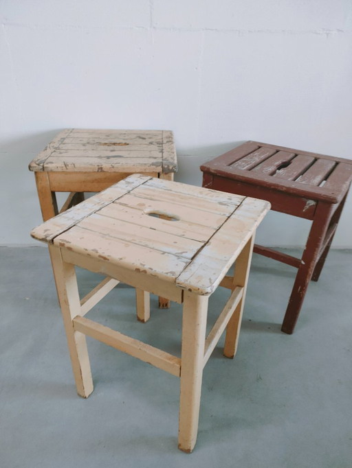 Taburete de leche antiguo/vintage Brocante, taburete auxiliar, mesa auxiliar (4 en stock).