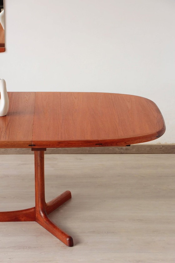 Image 1 of Vintage Dyrlund Teak Dining Table – The Excellence of Danish Design