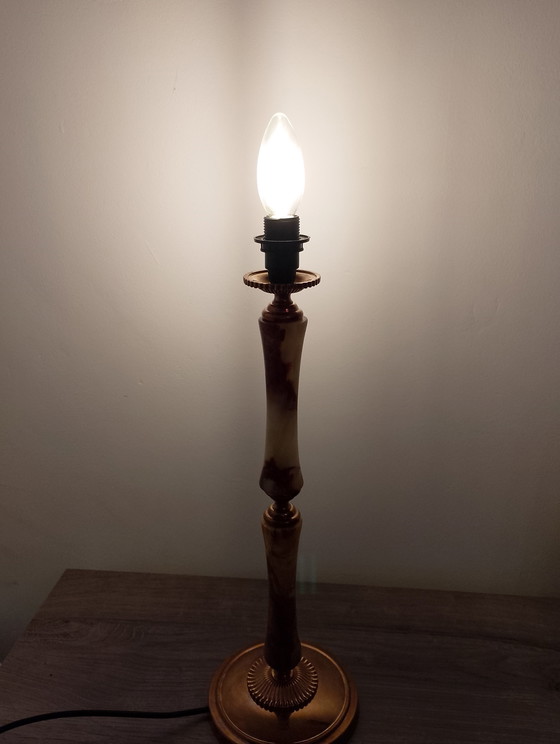Image 1 of Grote lamp in Empire-stijl van massief brons met onyxafwerking, volledig gerestaureerd.