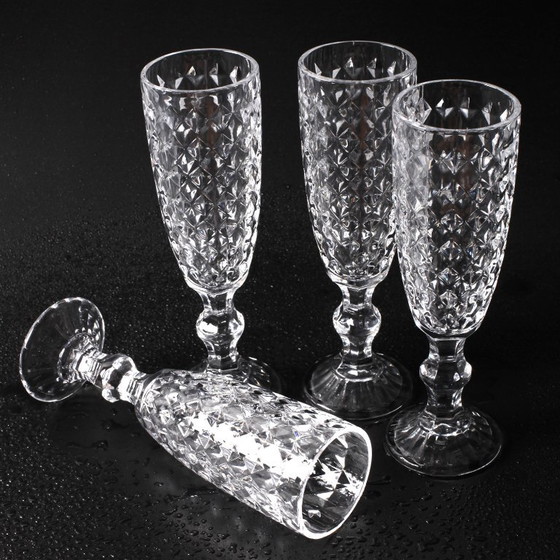 Set of 4 Vintage Pressed Glass Champagne Flutes, Clear Italian Stemware / 2000s – Glass & Decanter (photo 6 of 13)