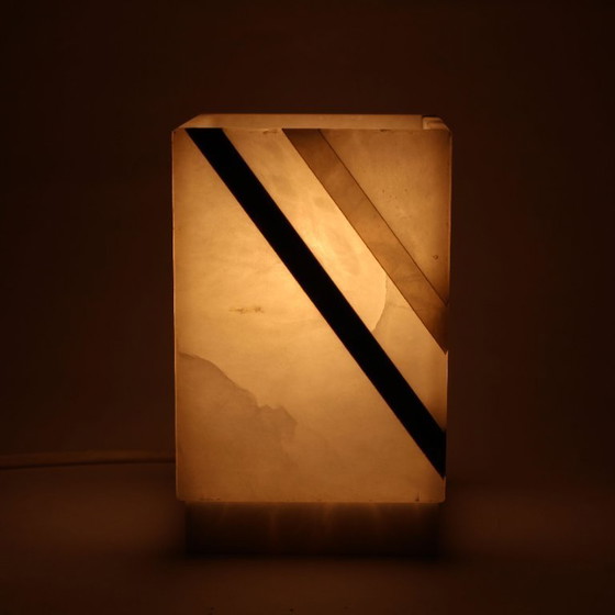 Image 1 of Lampe vintage italienne en albâtre