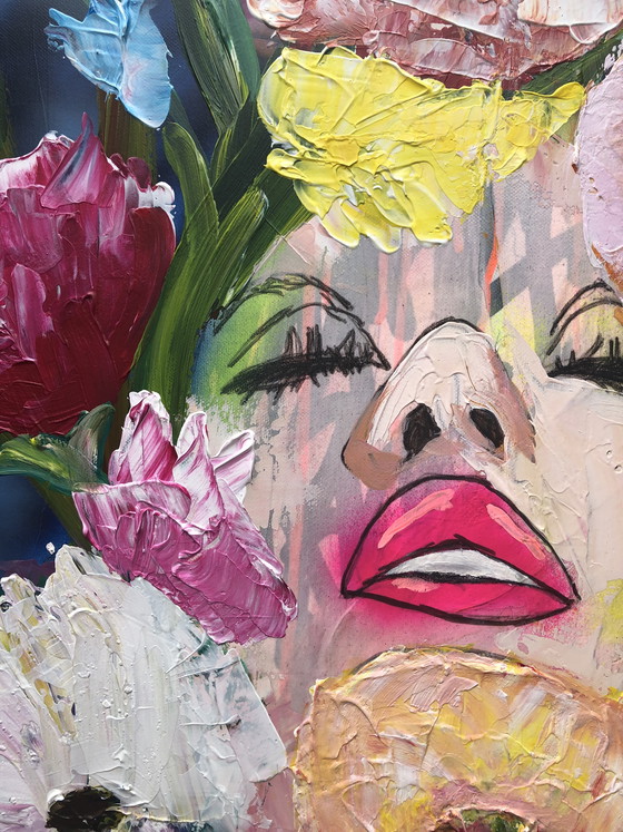 Image 1 of Lilian Frohn - abstract vrouwenportret met bloemen 