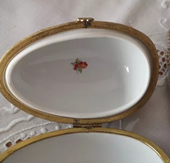 Image 1 of Porzellan Ei Dose Schatulle Manufaktur Rudolf Kämmer Golddekor