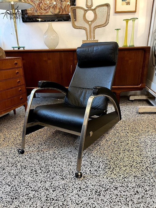 "Grand Repos" armchair, by Jean Prouvé, for Tecta, 1980s