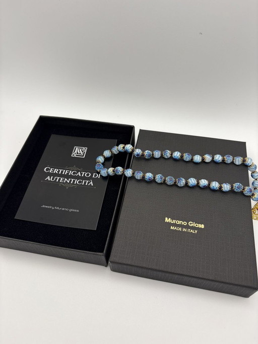 Collar de cristal de Murano azul claro con murrina - 44 cm