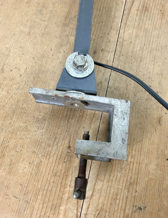 Image 1 of Industriële, grijze, verstelbare tafellamp van Memlite, jaren 60.