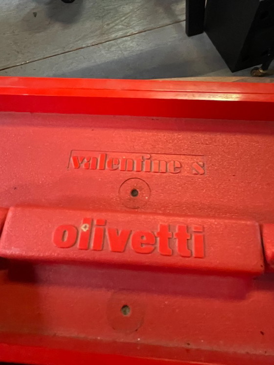 Image 1 of Máquina de escribir Olivetti Valentine (Sirkel)