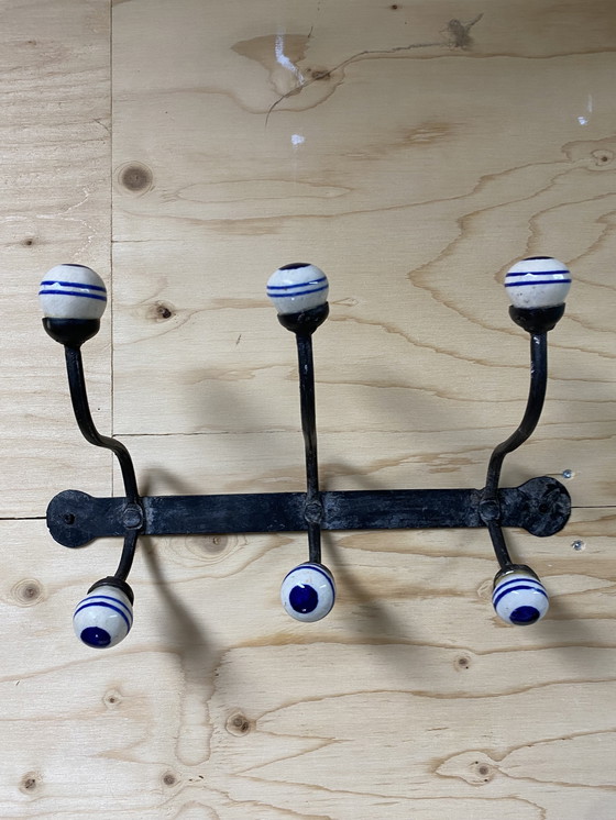 Image 1 of Antike französische Garderobe