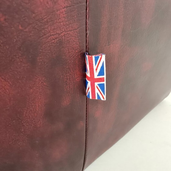 Red Chesterfield 2-Seater Sofa – Oxblood Leather – 2 seaters (photo 7 of 9)