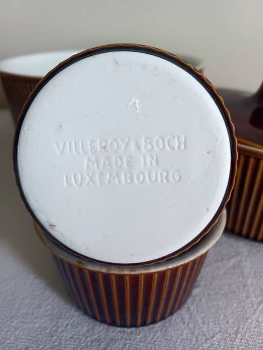 Set da 4 pezzi in gres Villeroy & Boch – Marrone a coste – (marcato, annata 1970-1980)